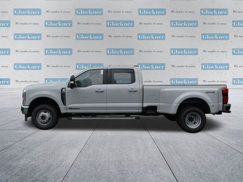 New 2026 Ford F350 XLT w/ XLT Premium Package AWD/4WD image 9