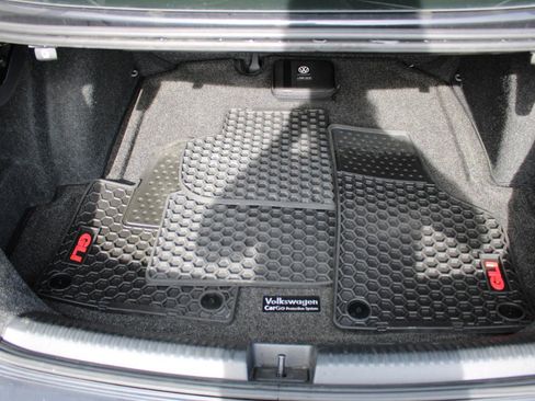 Used 2013 Volkswagen Jetta GLI Autobahn image 18