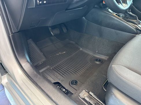 Used 2024 Toyota Corolla LE FWD image 13