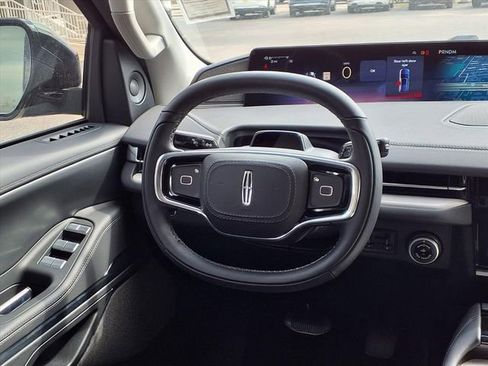 New 2026 Lincoln Navigator L Reserve AWD/4WD image 11
