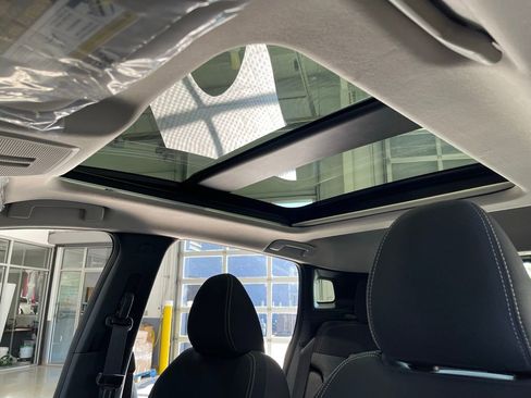 New 2026 Nissan Kicks SV w/ SV Premium Package FWD image 13
