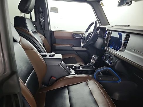 Used 2022 Ford Bronco Outer Banks w/ Sasquatch Package image 10