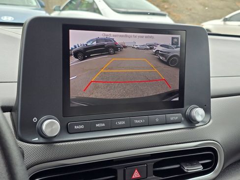 Used 2023 Hyundai Kona SE FWD image 21