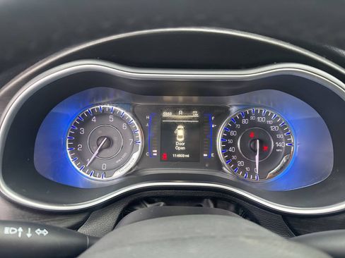 Used 2015 Chrysler 200 Limited w/ Convenience Group FWD image 16