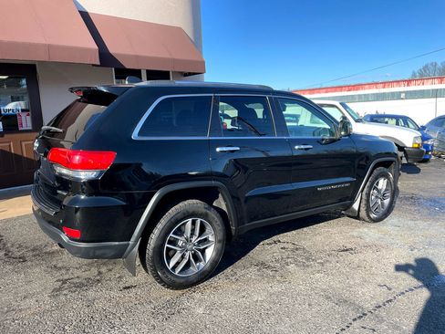 Used 2017 Jeep Grand Cherokee Limited image 5