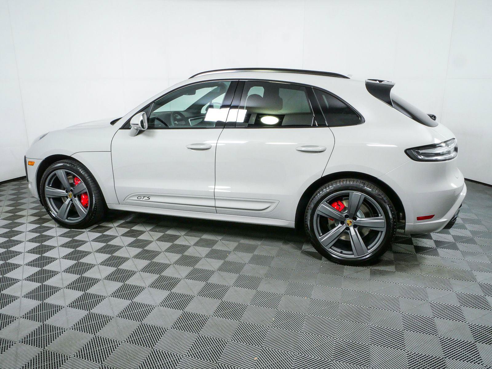 New 2026 Porsche Macan GTS AWD/4WD image 2