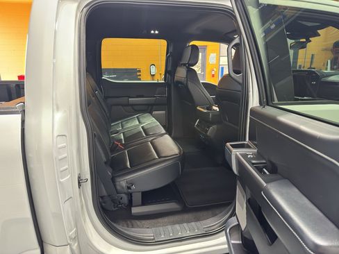 Used 2024 Ford F150 XLT w/ Equipment Group 303A High image 18