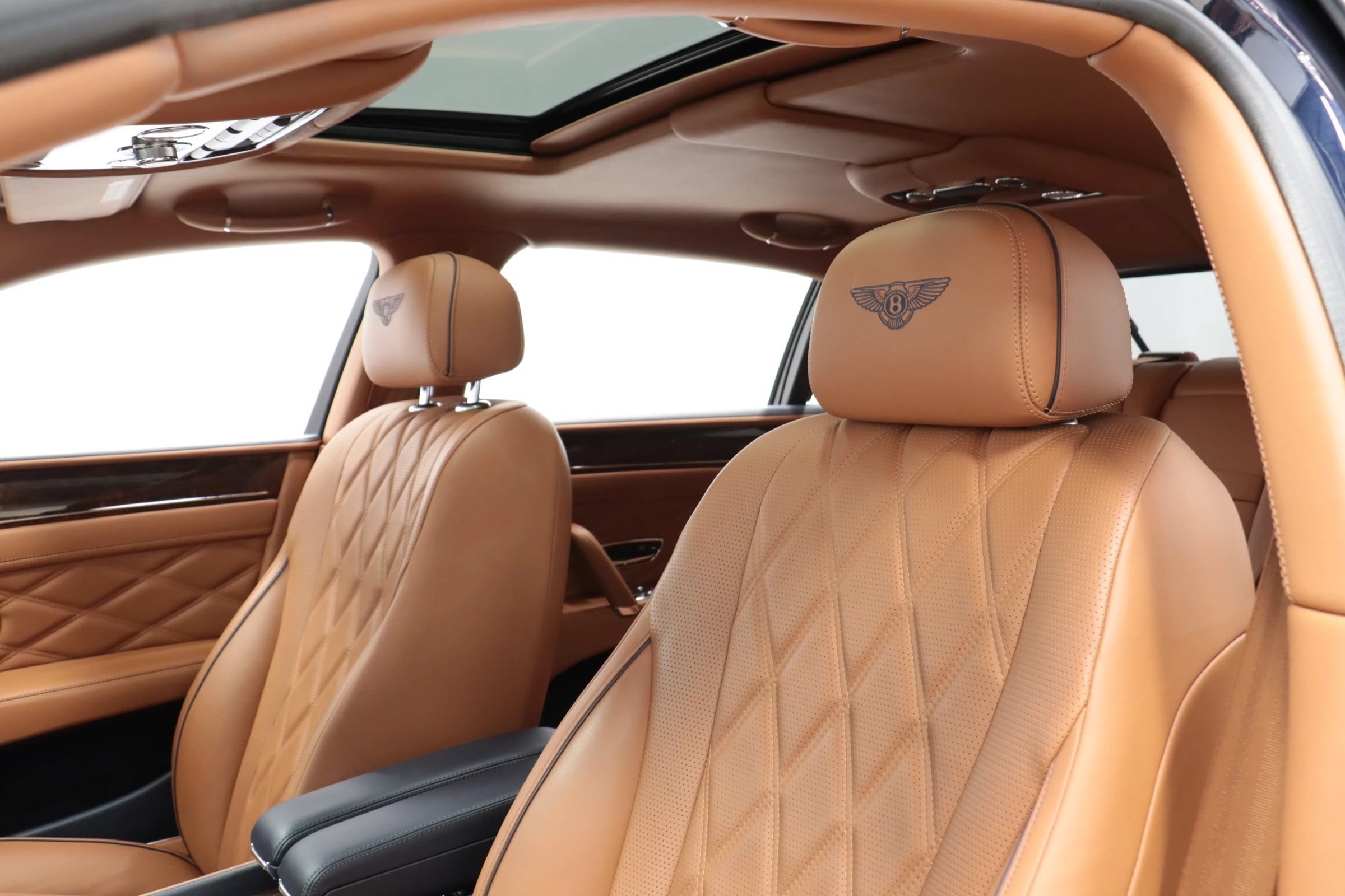 Used 2016 Bentley Flying Spur V8 AWD/4WD image 18