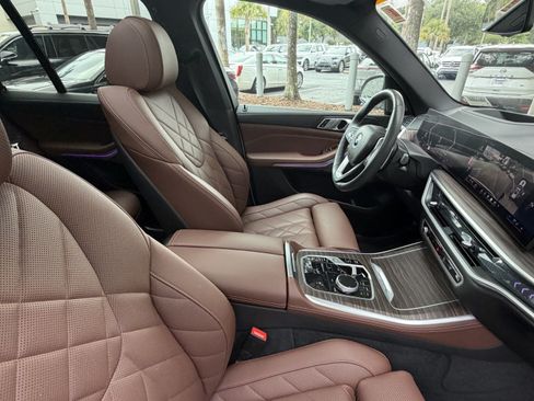 Used 2024 BMW X5 xDrive40i w/ Premium Package AWD/4WD image 47