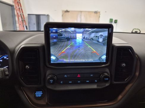 Certified 2022 Ford Bronco Sport Badlands w/ Premium Package AWD/4WD image 37