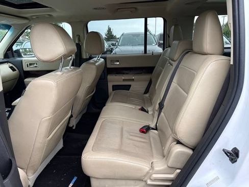 Used 2018 Ford Flex Limited w/ Equipment Group 303A AWD/4WD image 12
