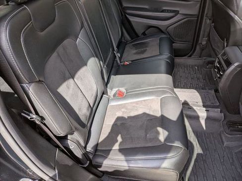 Certified 2023 Jeep Grand Cherokee Altitude AWD/4WD image 25