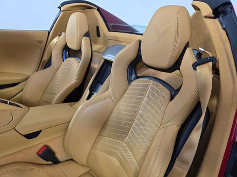 Used 2022 Chevrolet Corvette Stingray image 12