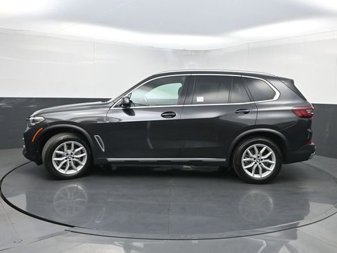 Used 2023 BMW X5 xDrive40i w/ Premium Package AWD/4WD image 46