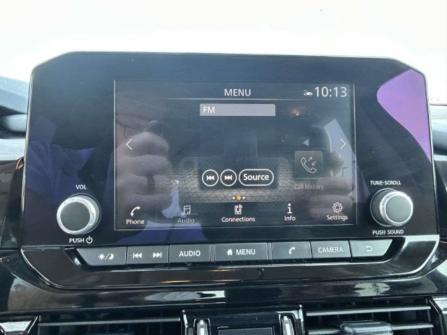 Used 2025 Nissan Pathfinder SV AWD/4WD image 24