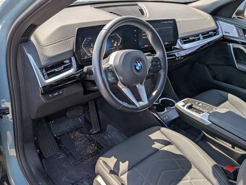 Used 2025 BMW X2 xDrive28i AWD/4WD image 8