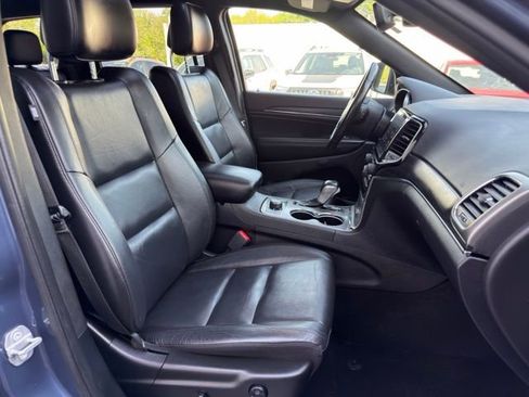 Used 2021 Jeep Grand Cherokee Limited AWD/4WD image 25