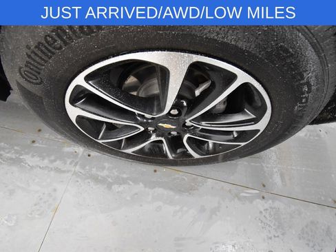 Used 2025 Chevrolet TrailBlazer LT w/ Driver Confidence Package image 9