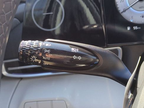 New 2026 Hyundai Elantra Limited image 29