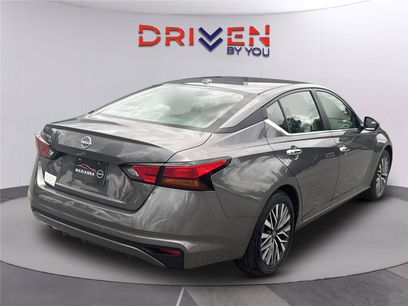 Used 2025 Nissan Altima 2.5 SV