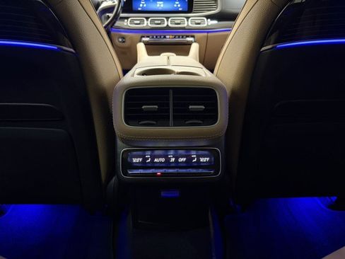 Certified 2025 Mercedes-Benz GLS 580 4MATIC image 19