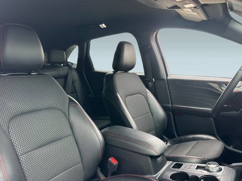 Used 2023 Ford Escape ST-Line w/ Tech Pack #1 image 30