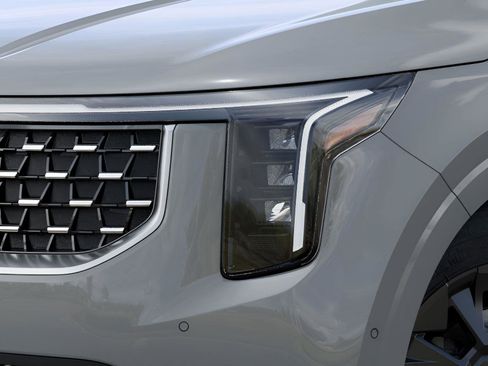New 2026 Kia Carnival SX FWD image 10