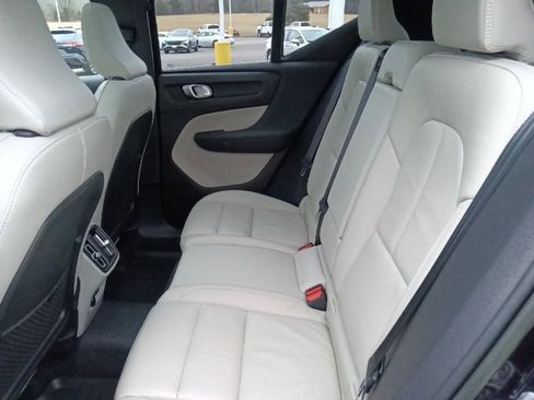 Used 2023 Volvo XC40 B5 Plus w/ Driver Assist Package image 31