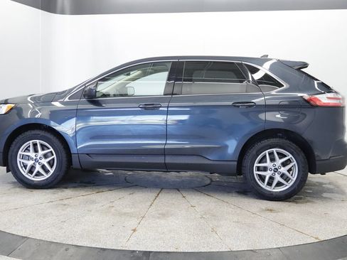 Used 2023 Ford Edge SEL w/ Convenience Package AWD/4WD image 2