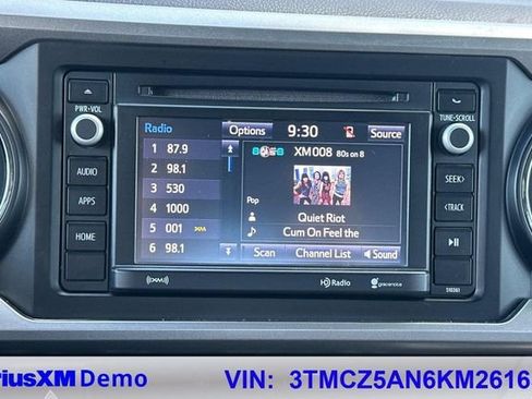 Certified 2019 Toyota Tacoma SR5 image 29