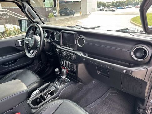 Used 2021 Jeep Wrangler Unlimited Rubicon 4xe image 22