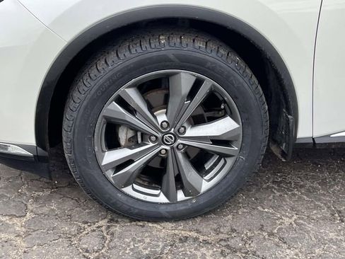 Used 2019 Nissan Murano Platinum image 10