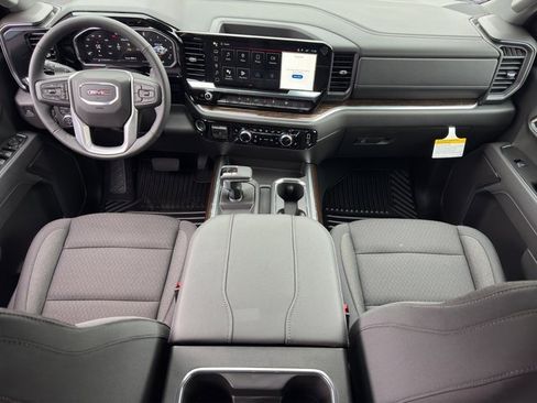 New 2026 GMC Sierra 1500 Elevation image 18