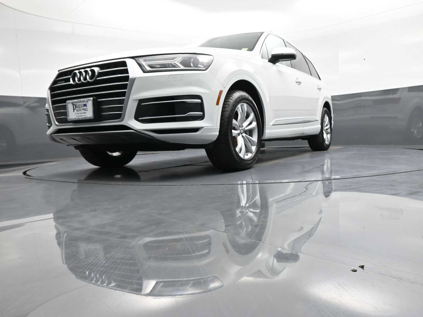 Used 2019 Audi Q7 3.0T Premium w/ Convenience Package AWD/4WD image 28