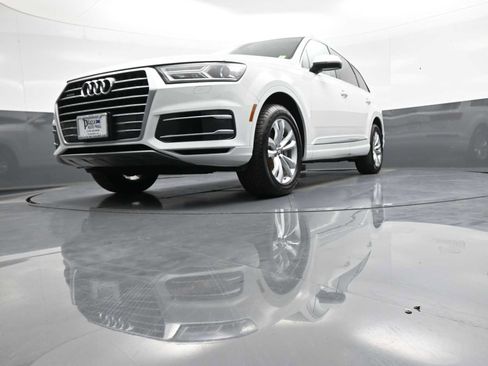 Used 2019 Audi Q7 3.0T Premium w/ Convenience Package AWD/4WD image 28