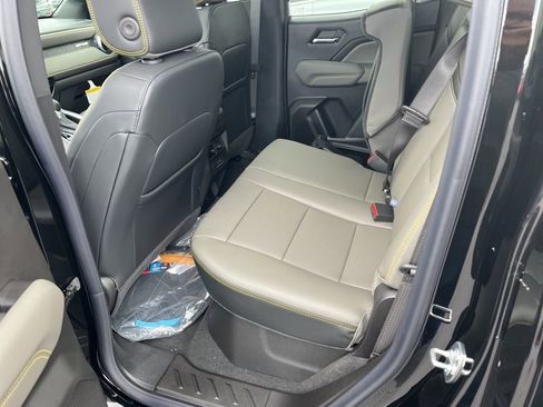 New 2026 Chevrolet Colorado ZR2 w/ Midnight Edition AWD/4WD image 9