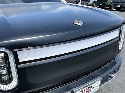 Used 2022 Rivian R1T Adventure image 32