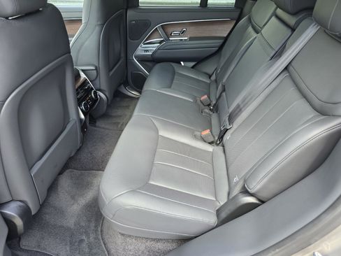 Certified 2023 Land Rover Range Rover SE AWD/4WD image 14