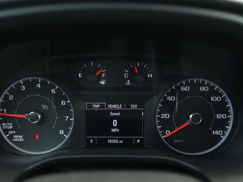 Used 2018 GMC Acadia SLE w/ LPO, Black Accent Package image 16