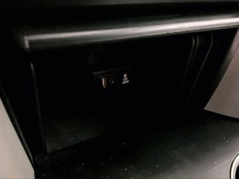 Used 2012 Toyota Camry LE image 32