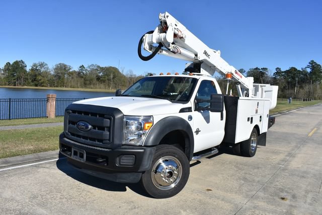 Used 2012 Ford F550 4x4 Regular Cab Super Duty w/ Snow Plow Prep Pkg image 3