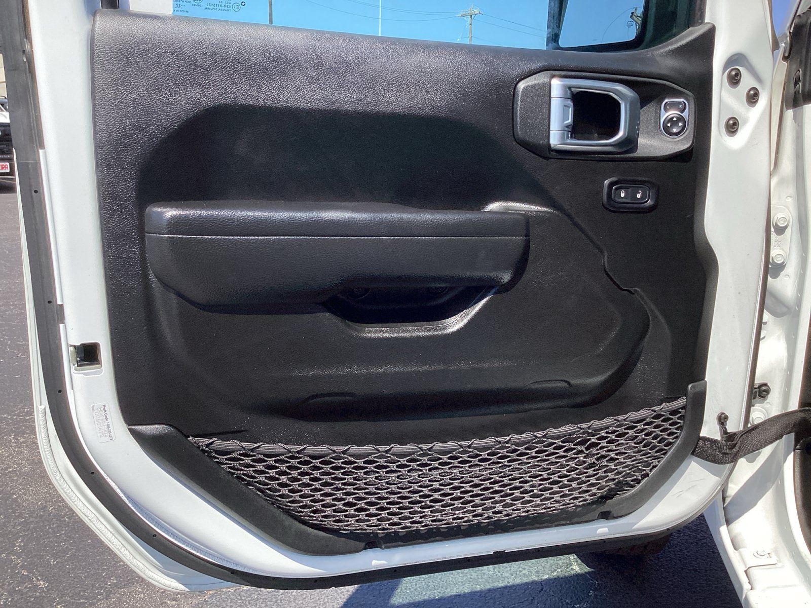 Used 2022 Jeep Wrangler Sport AWD/4WD image 28