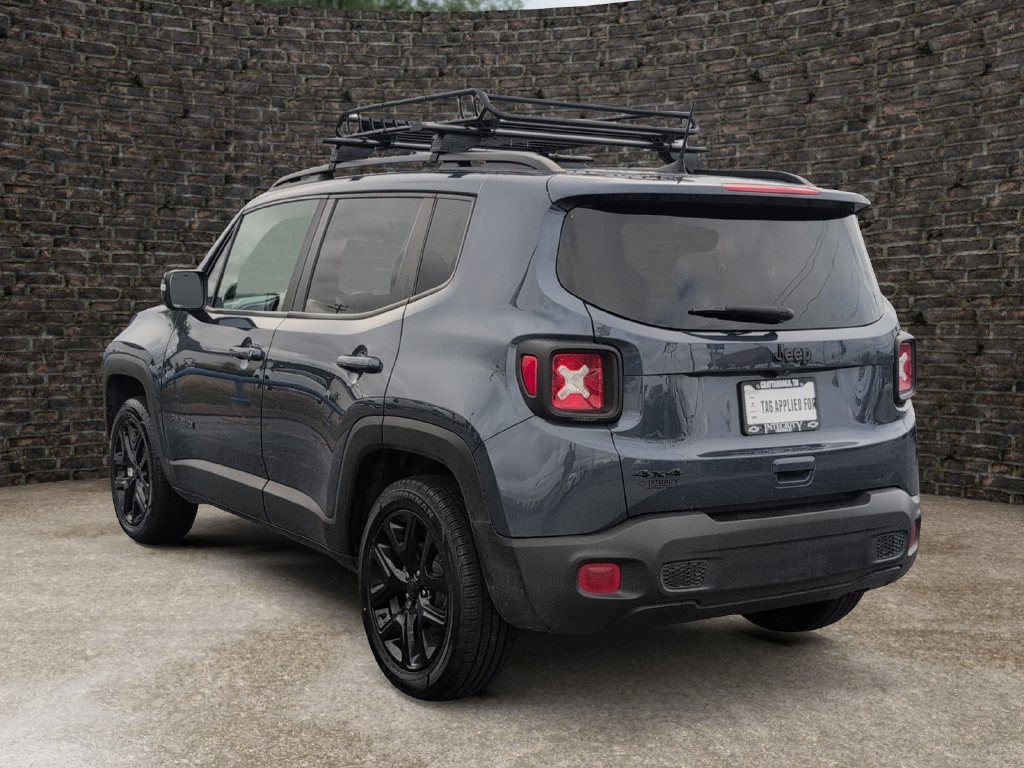 Used 2023 Jeep Renegade Altitude AWD/4WD image 4