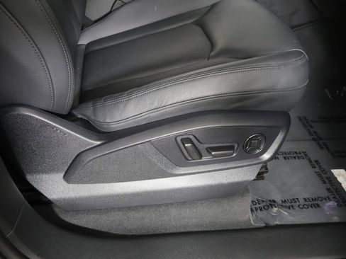 Used 2022 Audi Q7 3.0T Premium Plus w/ Premium Plus Package image 36