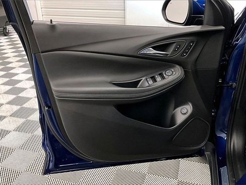 Used 2023 Buick Encore GX Essence w/ Experience Buick Package image 17