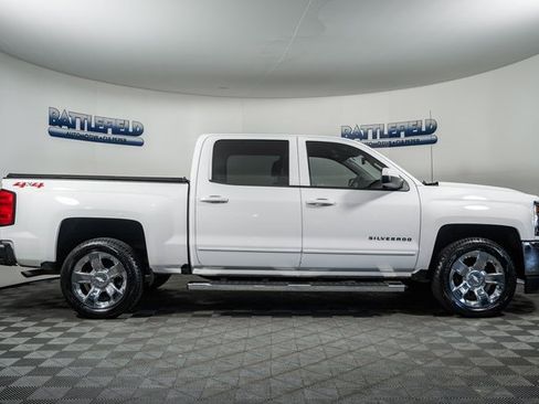 Used 2018 Chevrolet Silverado 1500 LT w/ LT Eassist Package image 12