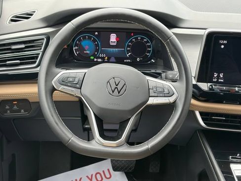 Used 2024 Volkswagen Atlas Cross Sport SE w/ Black Wheel Package AWD/4WD image 33