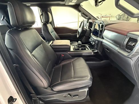 Used 2021 Ford F150 Lariat w/ Equipment Group 502A High AWD/4WD image 19
