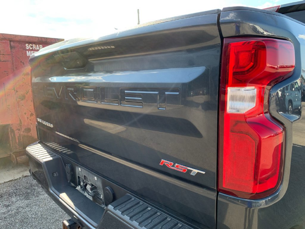 Used 2022 Chevrolet Silverado 1500 RST AWD/4WD image 32