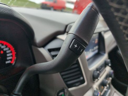 Used 2016 GMC Yukon Denali w/ Enhanced Security Package image 21